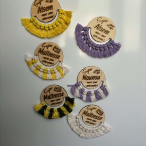 Magnets personnalisés en bois gravé et macramé pour maîtresse, ATSEM ou nounou, cadeau de fin d'année scolaire