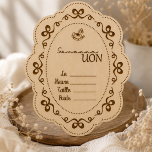 Plaque de naissance personnalisée en bois gravée au laser. Prénom, date, heure, taille et poids de naissance. Cadeau bébé unique et souvenir personnalisé.